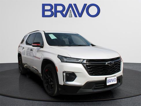 Used 2024 Chevrolet Traverse Premier w/ Redline Edition image 3