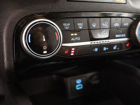 Used 2022 Ford Escape SE w/ Convenience Package AWD/4WD image 44