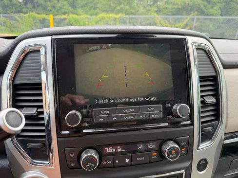 Used 2020 Nissan Titan SV w/ SV Convenience Package AWD/4WD image 31