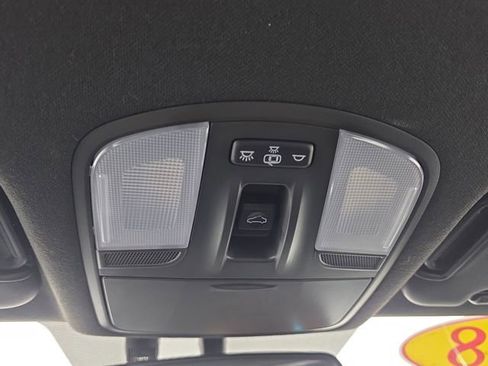 Used 2018 Hyundai Elantra Sport w/ Sport Premium Package 03 FWD image 25