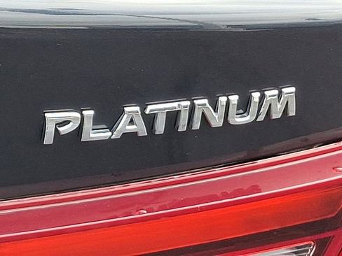 Used 2017 Nissan Maxima Platinum image 35