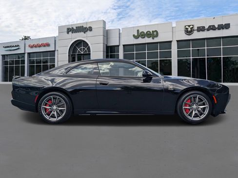 New 2025 Dodge Charger Daytona Scat Pack w/ Track Pack image 2