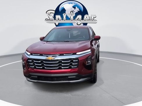 New 2026 Chevrolet Equinox LT w/ Convenience Package II image 3