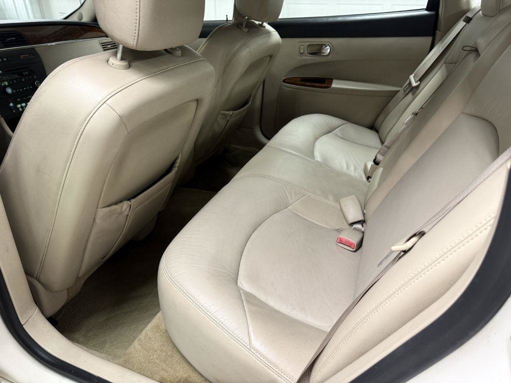Used 2005 Buick LaCrosse CXS w/ Gold Convenience Package FWD image 20