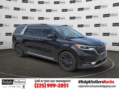 Used 2023 Kia Carnival SX