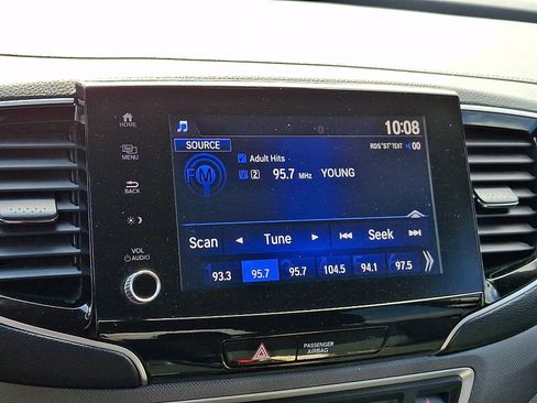 Used 2023 Honda Ridgeline Sport image 16