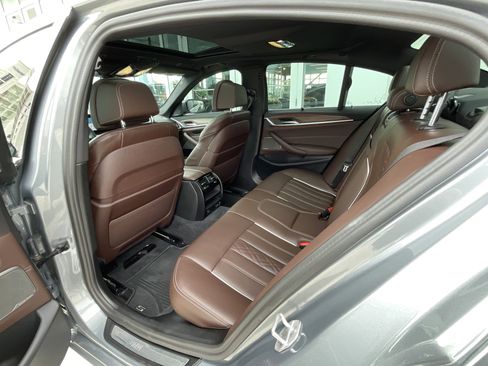 Certified 2023 BMW 540i w/ Executive Package image 23