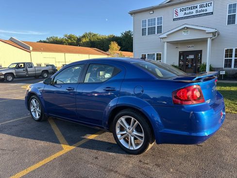 Used 2012 Dodge Avenger SE image 8