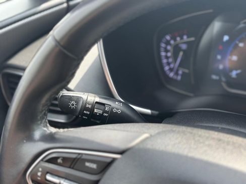 Used 2019 Hyundai Santa Fe SEL image 28