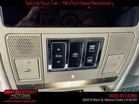 Used 2019 Jaguar XJ L Portfolio RWD image 32
