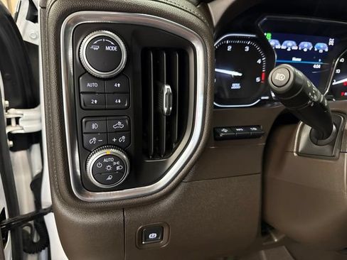 Used 2020 GMC Sierra 2500 Denali w/ Denali Ultimate Package AWD/4WD image 19