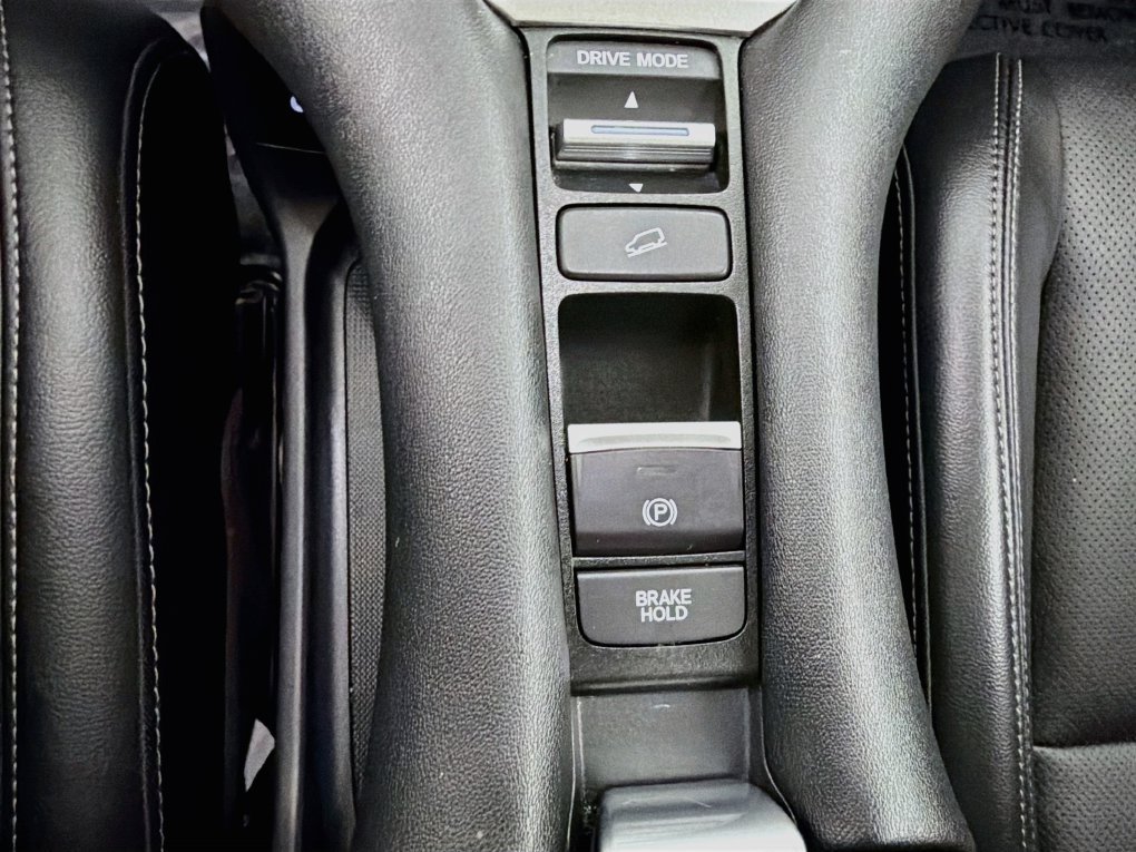 Used 2024 Honda HR-V EX-L image 36