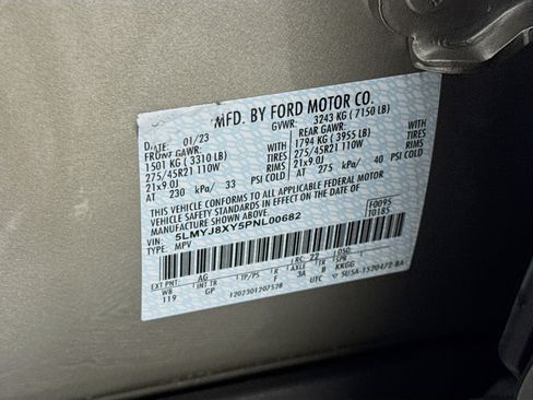 Used 2023 Lincoln Aviator Grand Touring w/ Equipment Group 301A AWD/4WD image 38