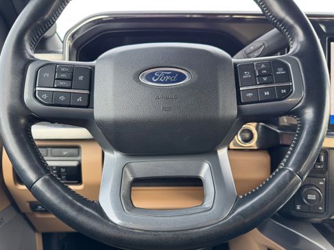 Used 2024 Ford F350 Lariat w/ Chrome Package image 19
