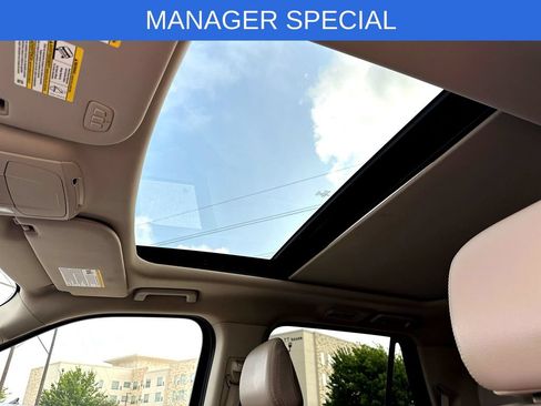 Used 2024 Ford Expedition Limited RWD image 23