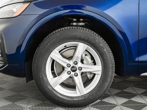 Used 2023 Audi Q5 2.0T Premium w/ Convenience Package image 6