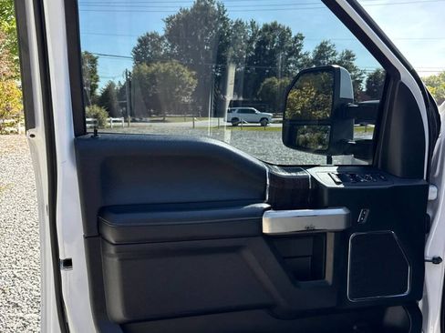 Used 2020 Ford F350 Lariat AWD/4WD image 14