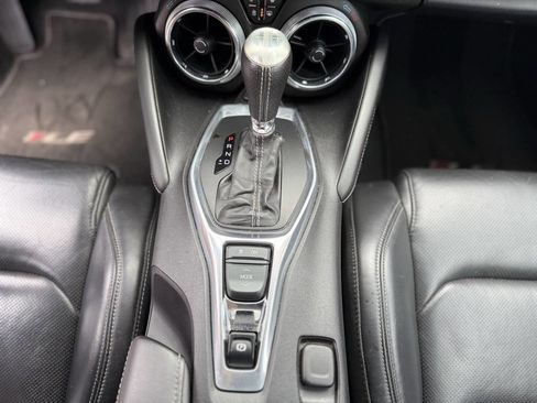 Used 2017 Chevrolet Camaro LT RWD image 18