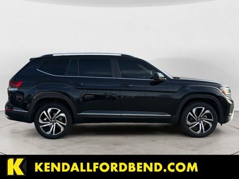Used 2023 Volkswagen Atlas SEL AWD/4WD image 6