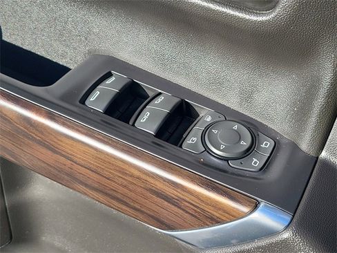 Used 2021 GMC Sierra 1500 SLT image 10