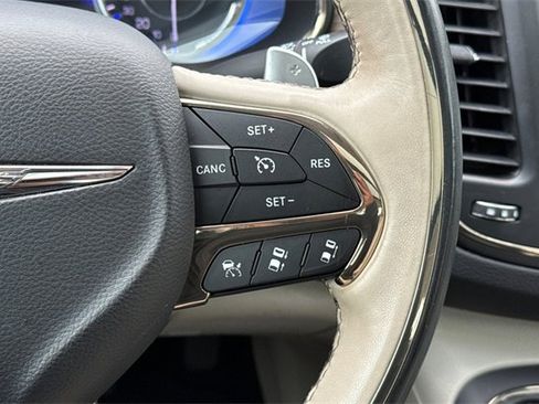 Used 2016 Chrysler 200 C w/ Premium Group image 31