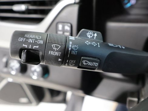 Used 2015 Chevrolet Suburban LTZ AWD/4WD image 41