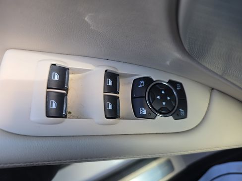 Used 2019 Lincoln MKZ Reserve w/ Luxury Package AWD/4WD image 27