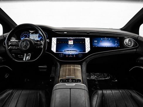 Used 2023 Mercedes-Benz EQS 580 4MATIC Sedan image 19