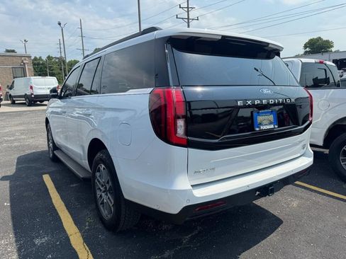 Used 2025 Ford Expedition Active AWD/4WD image 10