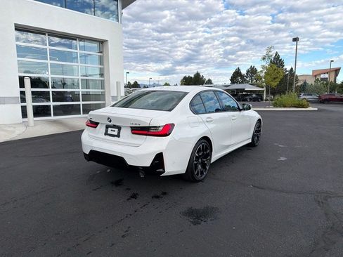 Used 2026 BMW 330i xDrive Sedan w/ M Sport Package AWD/4WD image 5