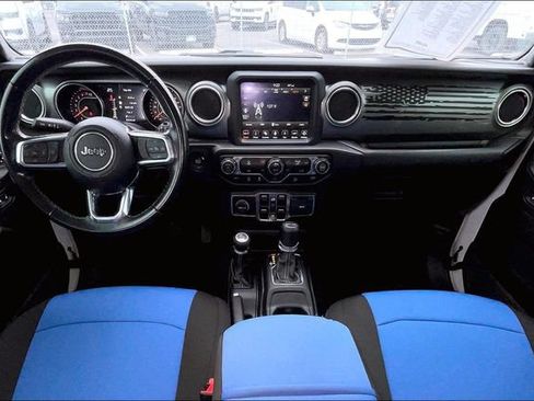 Used 2020 Jeep Wrangler Unlimited Sahara w/ Uconnect 4C Nav & Sound Group AWD/4WD image 15
