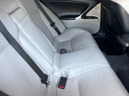 Used 2010 Lexus IS 250 RWD image 28