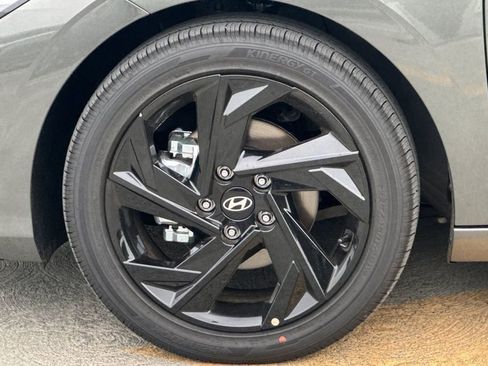New 2026 Hyundai Elantra SEL Sport Premium FWD image 31