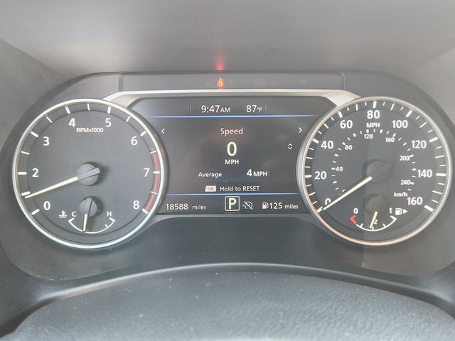 Used 2025 Nissan Sentra SR FWD image 16