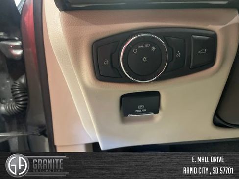 Used 2019 Lincoln MKZ Reserve image 31