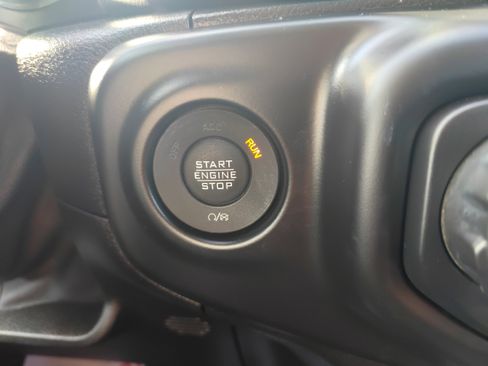 Used 2021 Jeep Wrangler Unlimited Sahara image 13