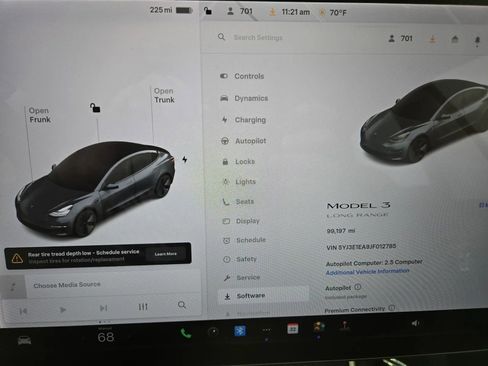 Used 2018 Tesla Model 3 Long Range image 19