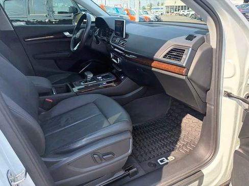 Used 2020 Audi Q5 2.0T Premium Plus w/ Premium Plus Package AWD/4WD image 9