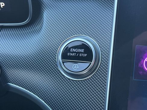 Certified 2023 Mercedes-Benz C 300 Sedan image 21