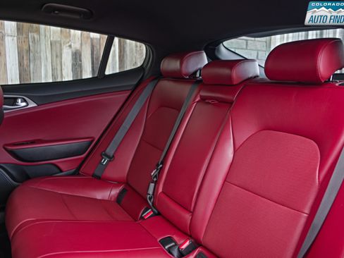 Used 2020 Kia Stinger GT1 image 25