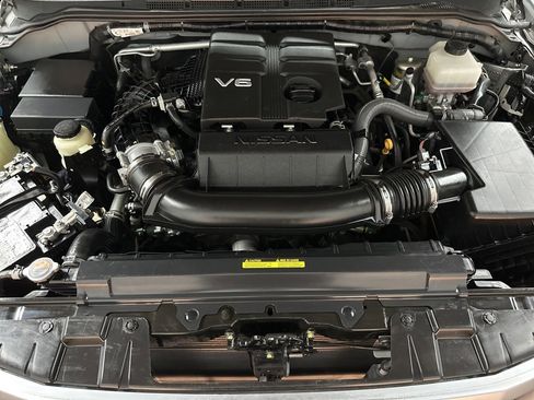 Used 2021 Nissan Frontier SV image 35