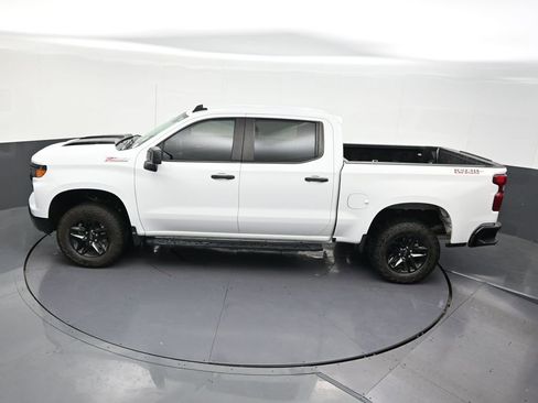 Used 2024 Chevrolet Silverado 1500 Custom Trail Boss AWD/4WD image 16