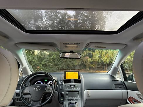 Used 2011 Lexus HS 250h image 24