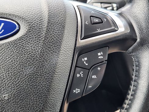 Used 2017 Ford Fusion Energi Titanium FWD image 22