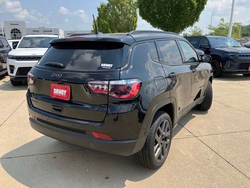 New 2026 Jeep Compass Limited AWD/4WD image 6