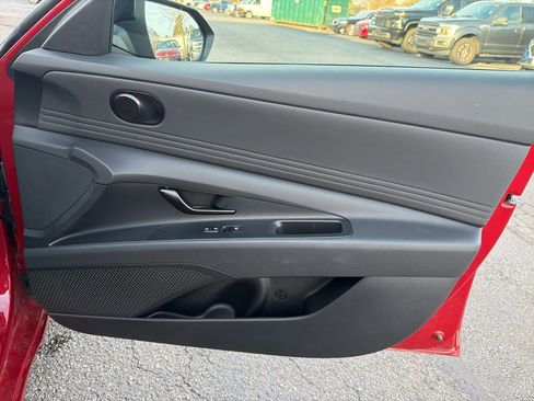 New 2025 Hyundai Elantra Sport image 24