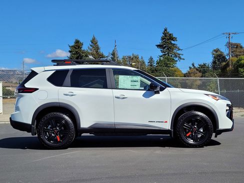 New 2026 Nissan Rogue SV image 4