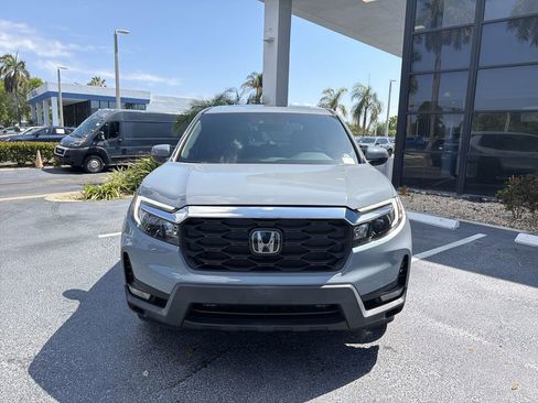 Certified 2023 Honda Passport EX-L image 3