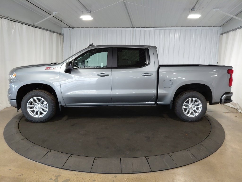 New 2026 Chevrolet Silverado 1500 RST AWD/4WD image 2