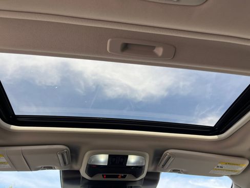 Certified 2024 Subaru Crosstrek 2.0i Premium image 20